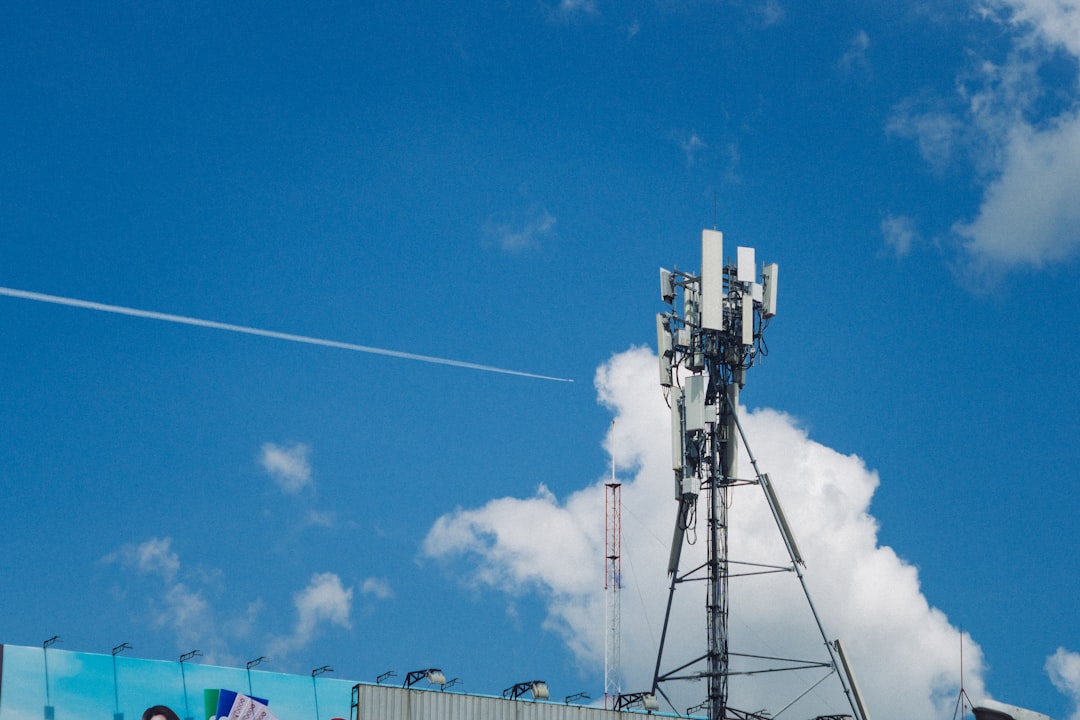 Kwantowe sieci komunikacyjne: Przyszłość transmisji danych